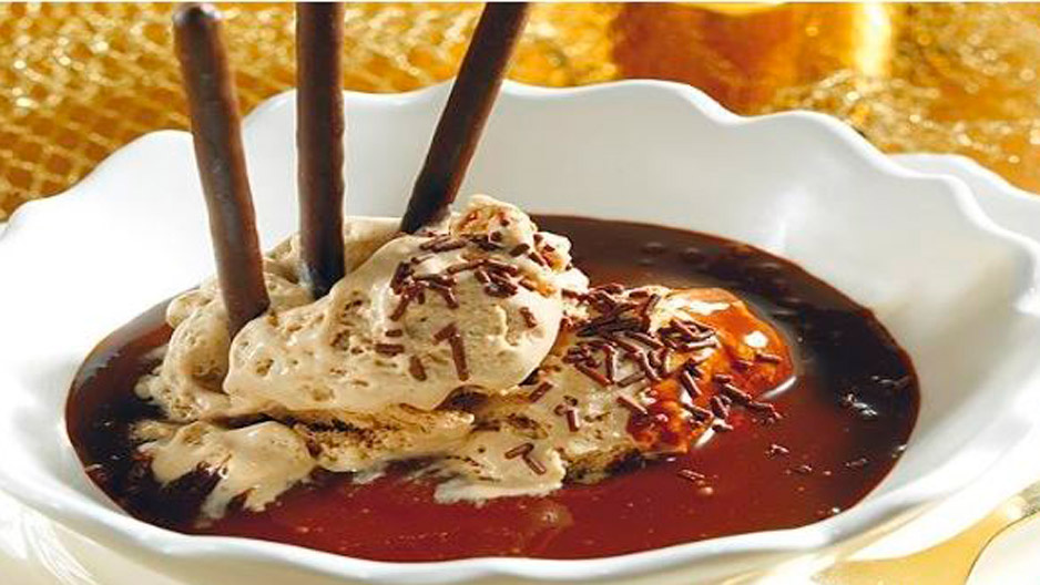 Copa de chocolate con helado de turrn