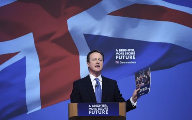 El primer ministro británico, David Cameron, en un acto electoral en...