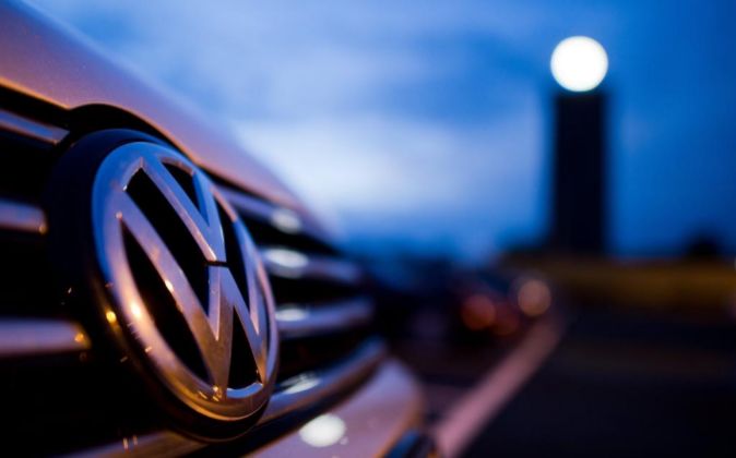Fotografía del logo de Volkswagen