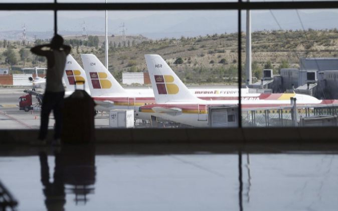 Vista de la T-4 del aeropuerto de Barajas, en Madrid.
