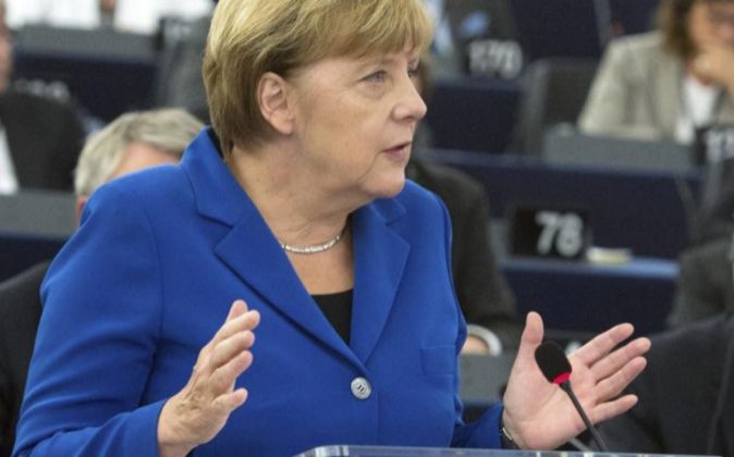 La canciller alemana, Angela Merkel, durante su discurso en el pleno...