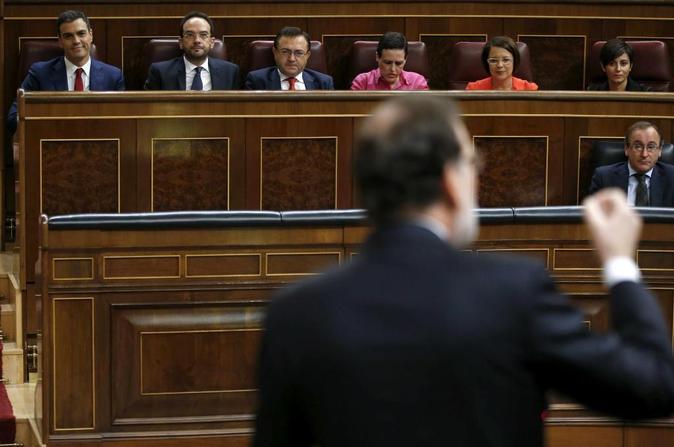 El jefe del Ejecutivo, Mariano Rajoy, en la última sesión de control...