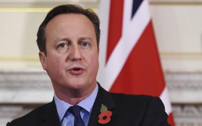 El primer ministro británico, David Cameron, een el 10 de Downing...