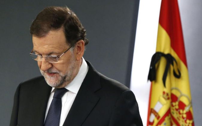 El presidente del Gobierno español, Mariano Rajoy, en una...