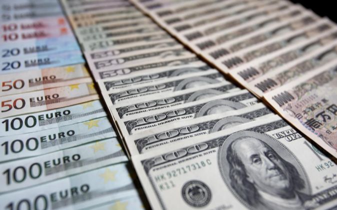 Billetes de euro, dólar y yen.