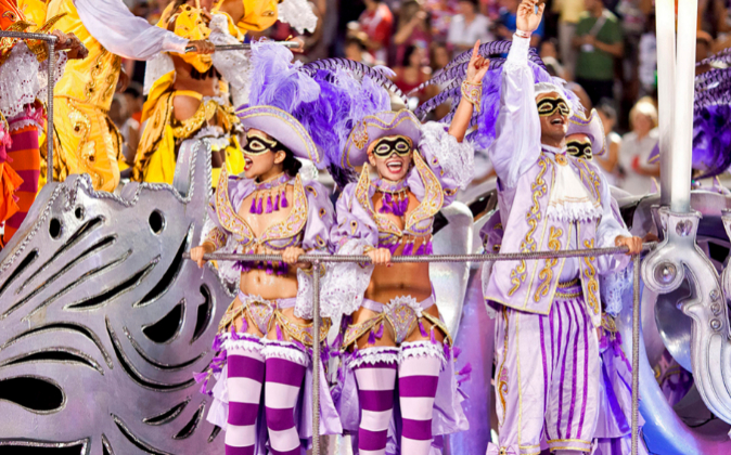 Algunos de los desfiles de las escuelas de samba que se celebran en...