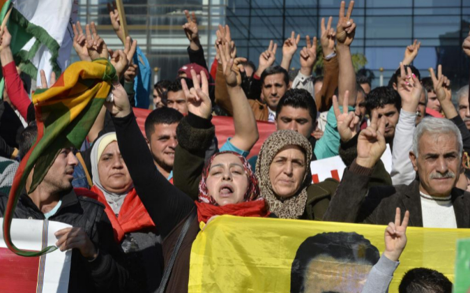 Partidarios del PKK en Líbano durante una protesta contra el Gobierno...