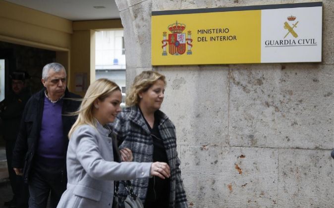 La concejal del PP en el Ayuntamiento de Valencia María Angels Ramón...