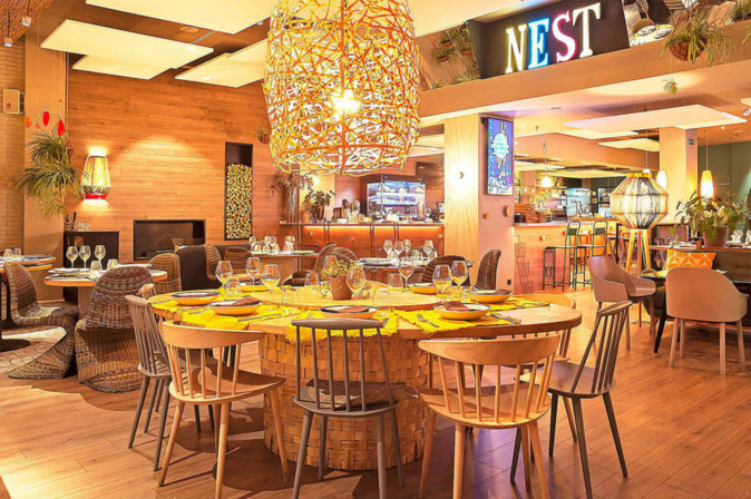 Nest está en la zona de Azca y dispone de menú ejecutivo.