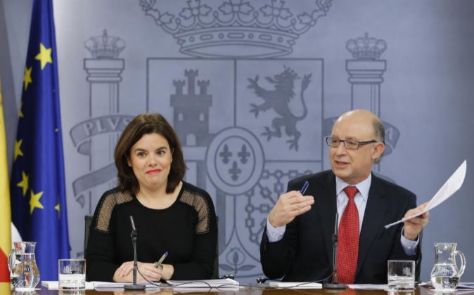 La vicepresidenta del Gobierno en funciones, Soraya Sáenz de...