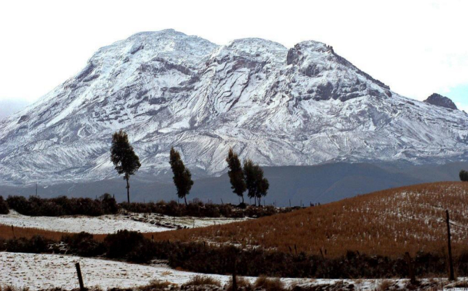 El volcán Chimborazo (6.310 msnm) ubicado en la Cordillera Occidental...