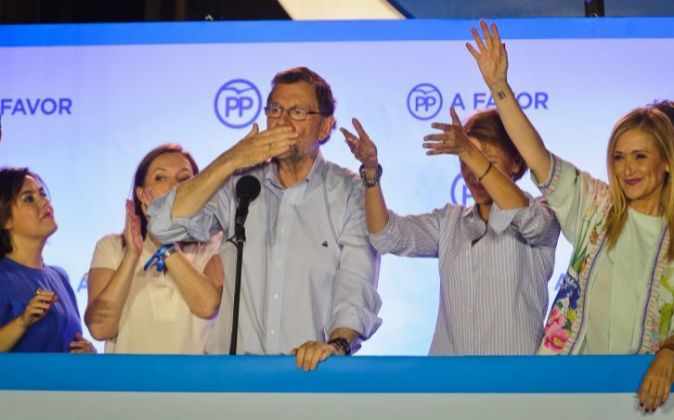 Mariano Rajoy, el domingo tras conocer los resultados de las...