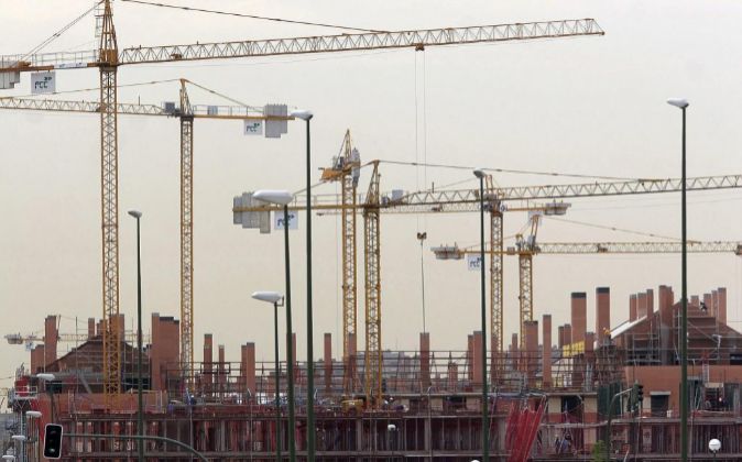 Promoción de viviendas en construcción en Madrid.