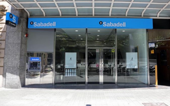 Oficina de Banco Sabadell en Barcelona.