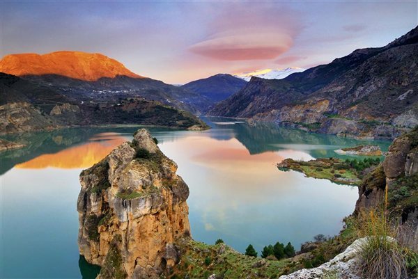 Situada en la provincia de Granada, en la zona de Sierra Nevada,...