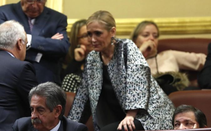 El presidente del Principado de Asturias y de la gestora del PSOE,...