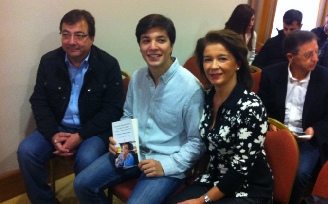 La familia Fernández Vara en la presentación de 'El Desafío...