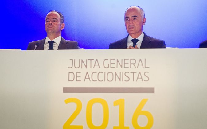 Íñigo Meirás, consejero delegado de Ferrovial, y Rafael del Pino,...
