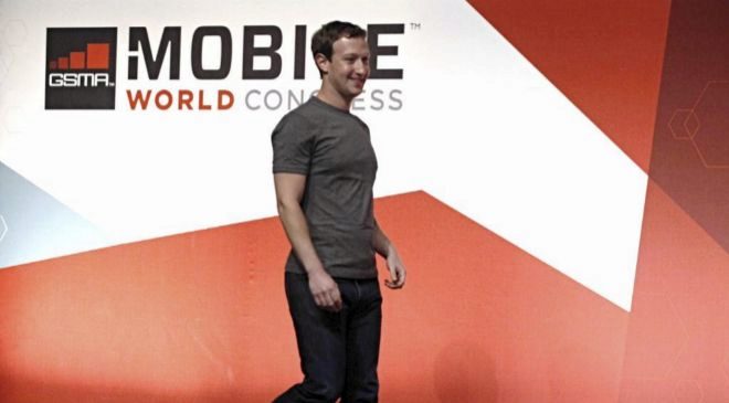 Mark Zuckerberg, fundador y consejero delegado de Facebook, durante la...