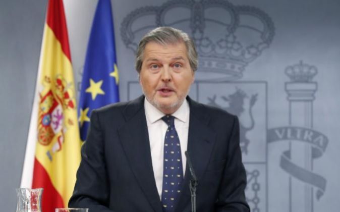 El portavoz del Gobierno, Íñigo Méndez de Vigo, durante la rueda de...