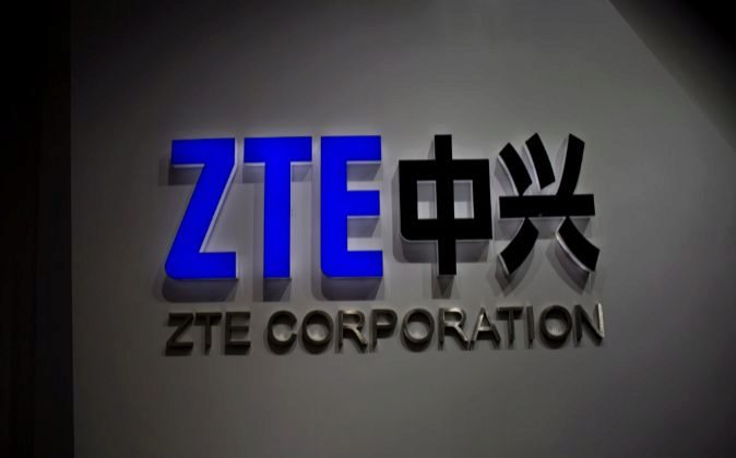 Logo de ZTE.