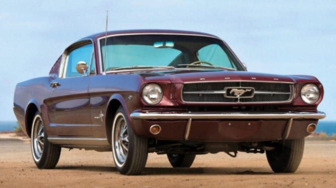 El Ford Mustang clásico perteneciente a la primera generación (1964)