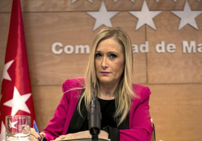 La presidenta de la Comunidad de Madrid, Cristina Cifuentes, en una...