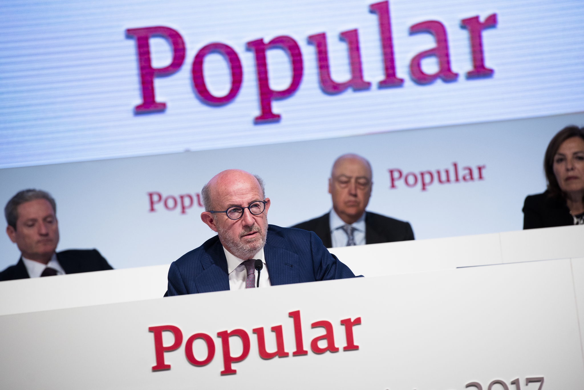 La última junta de accionistas de Popular, en abril de 2017, presidida por Emilio Saracho.