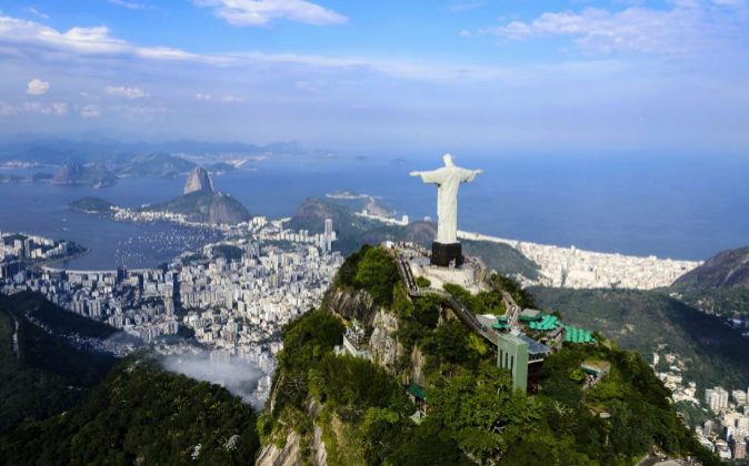 Imagen del Cristo sobre la ciudad de Rio de Janeiro