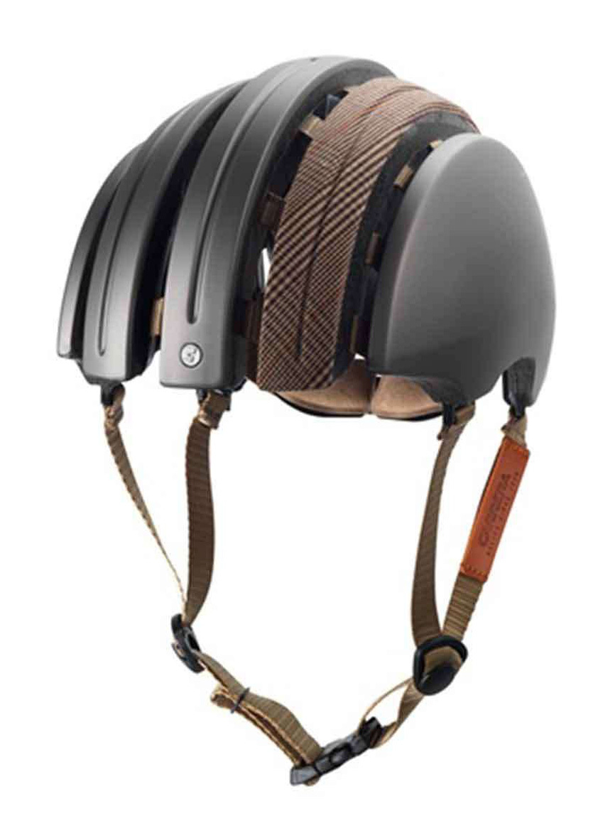 Un casco plegable, capaz de reducir el volumen de su tamao un 25 por...