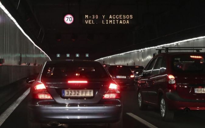 Restricciones del tráfico en Madrid por la alta contaminación.