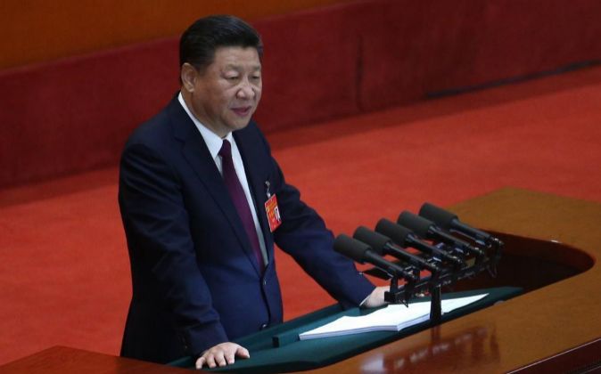 El presidente chino, Xi Jinping, da un discurso durante la ceremonia...