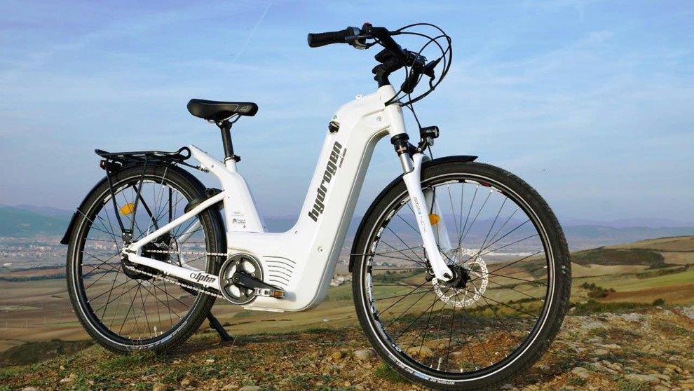 Bicicleta de hidrógeno Alpha  energía solar energía eólica medio...