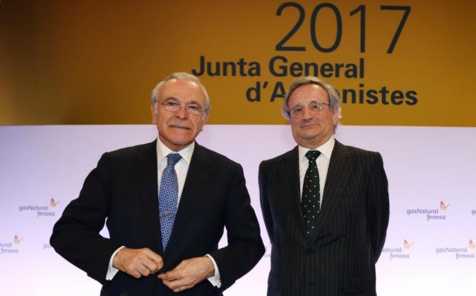 Isidro Fainé, presidente de Gas Natural y Rafel Villaseca, consejero...
