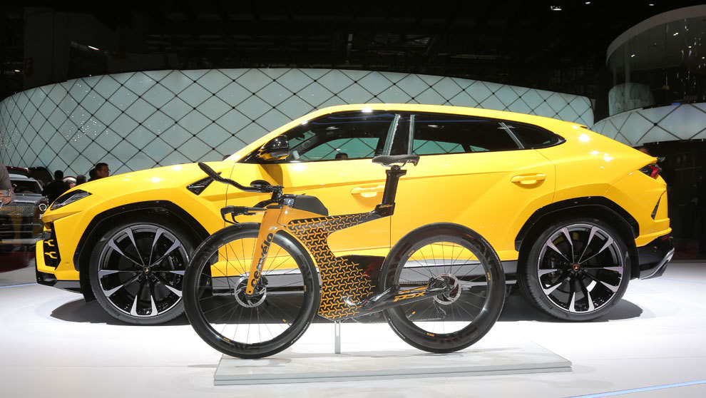 Lamborghini y la firma canadiense Cervélo han creado esta bicicleta...
