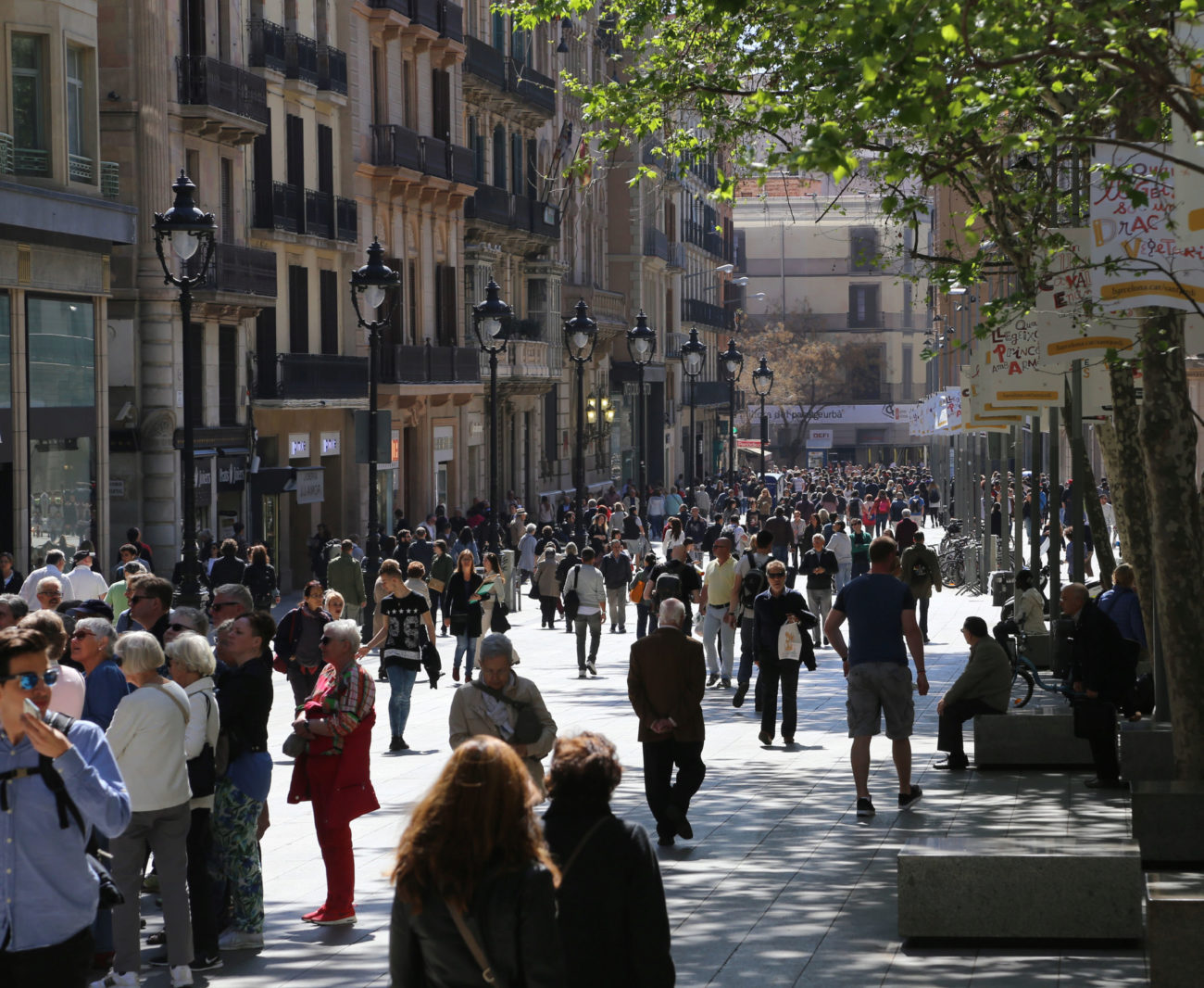 La arteria barcelonesa se mantiene como la calle comercial ms cara...