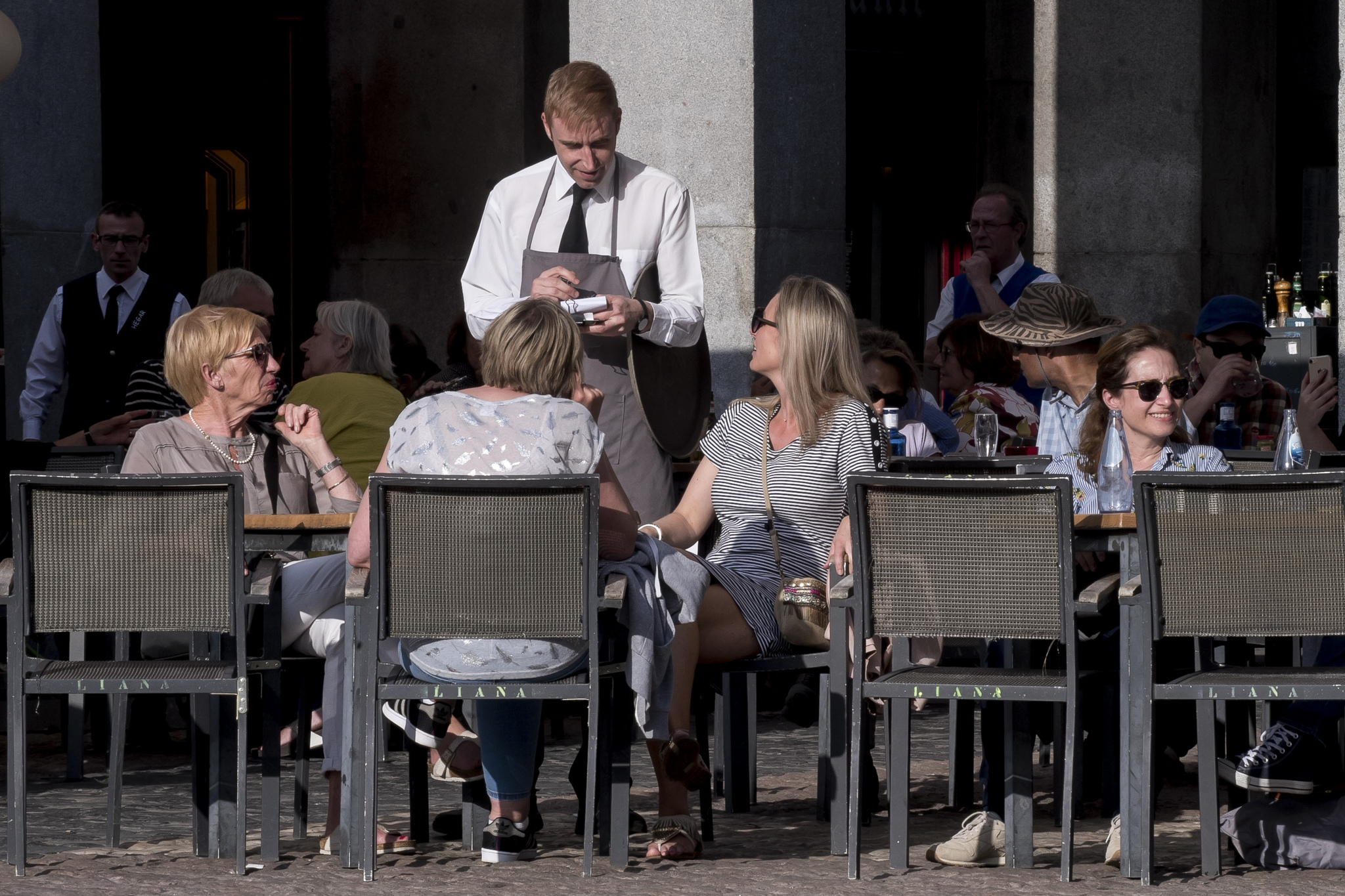 Fuerte tirón del turismo en Semana Santa con 164.000 empleos, un 12,1% más que en 2025