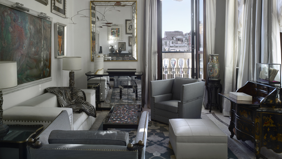 La suite 216 del Gritti Palace, en Venecia, rinde tributo a la...