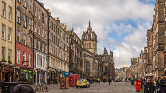 Calidad de vida. Edimburgo es la cuarta mejor ciudad del mundo para...