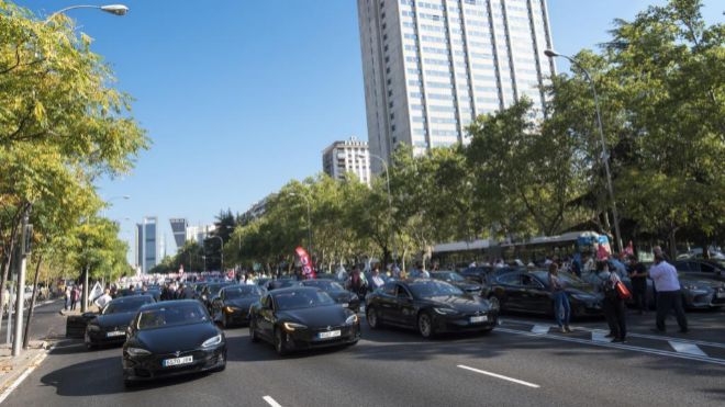 Manifestacin de conductores de Uber y Cabify frente al ministerio de...