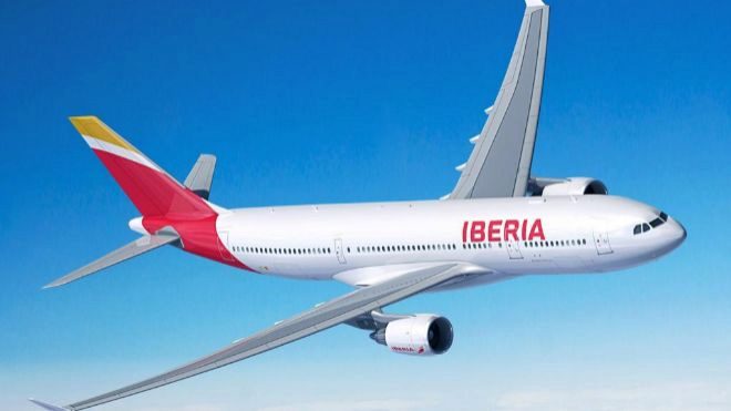 Avin de Iberia, una de las aerolneas del holding IAG.