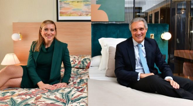 Sara Ramos, responsable de Márketing de Barceló Hotel Group, y Raúl...
