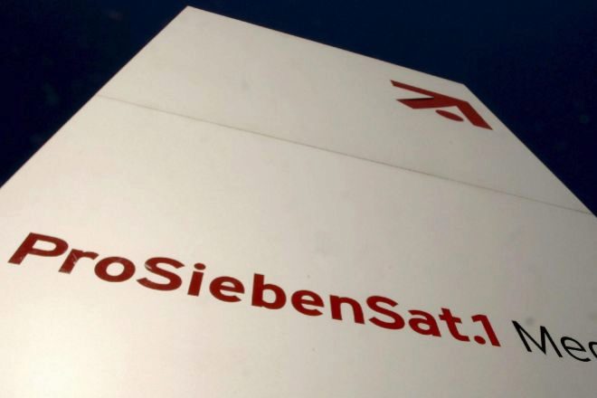 Logo del consorcio ProSieben Sat1 en la sede de la compaa en...