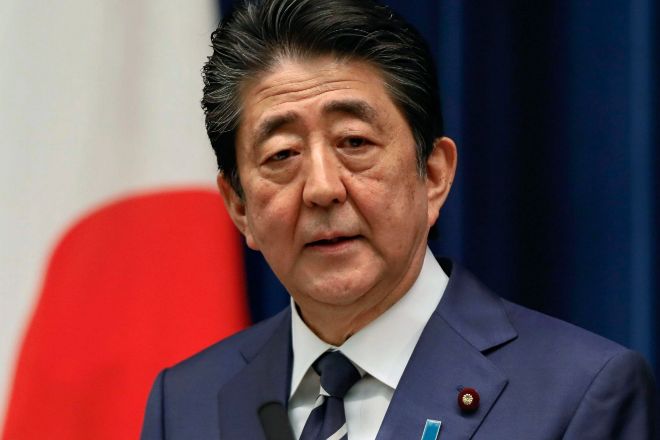 Shinzo Abe es el primer ministro japons.