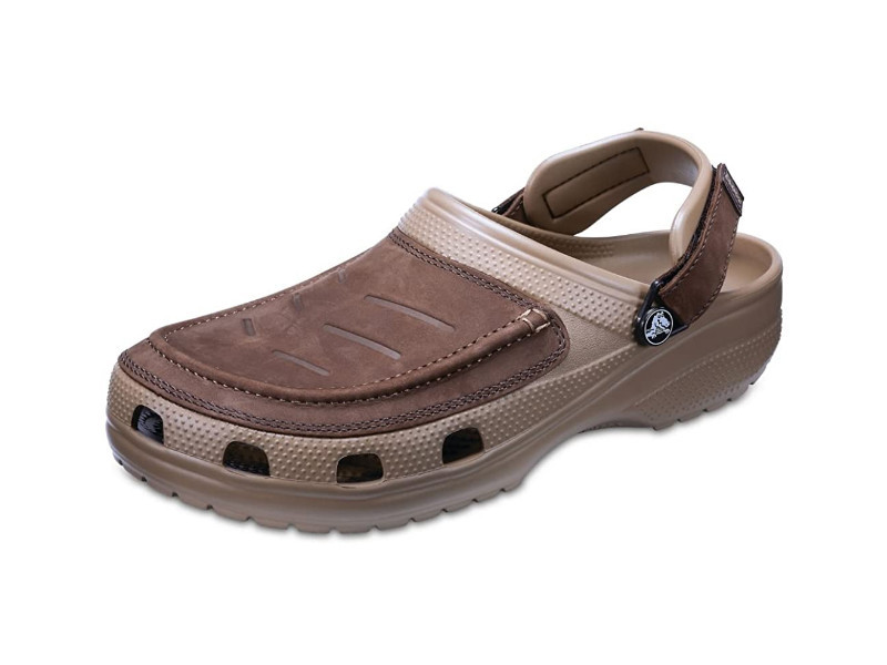 En otras palabras Irregularidades el estudio Crocs, los icónicos zapatos para hombre, mujer y niños que están hechos de  plástico y permiten andar cómodos durante el caluroso verano | Estilo de  vida