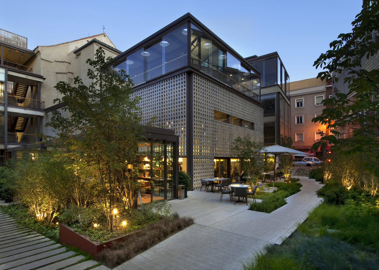 Ubicada en el singular Colegio de Arquitectos de Madrid, la terraza de...