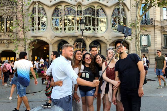 España trabaja en corredores seguros para recibir turistas en la segunda  mitad de junio | Política