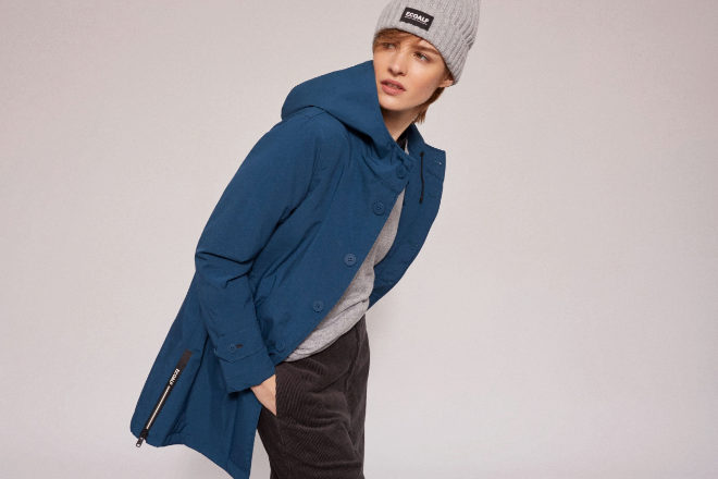 <strong>GANAS DE FRO</strong>. Las prendas de Ecoalf lucen una gama cromtica irresistible como el tono de este abrigo de la prxima coleccin otoo invierno.  