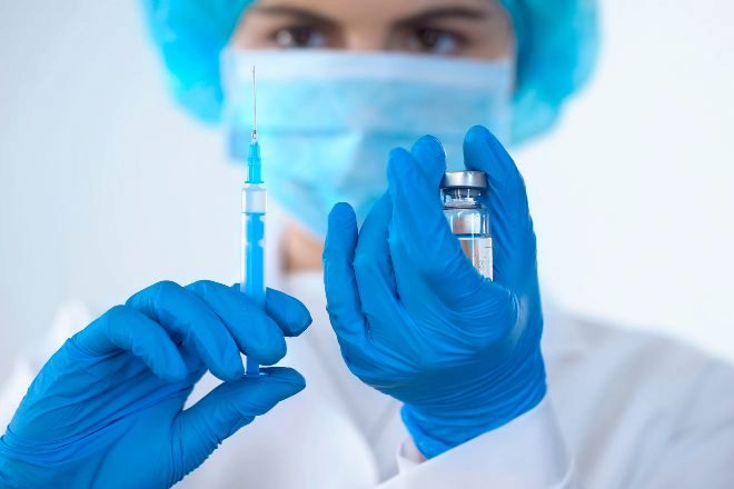 Italia inicia la fase de experimentación en humanos de su vacuna contra la  Covid-19 | Sociedad