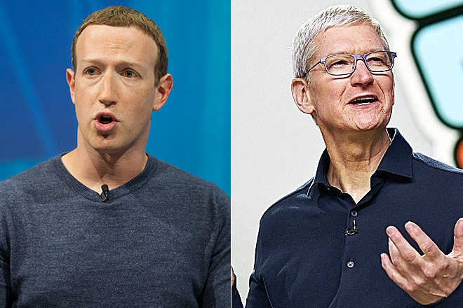 El fundador y CEO de Facebook, Mark Zuckerberg, y el CEO de Apple, Tim...